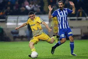 ΑΠΟΕΛ - Ανόρθωση: Λάζαρος και Χρυσοστόμου την εκτόξευσαν 2η! (φώτος)