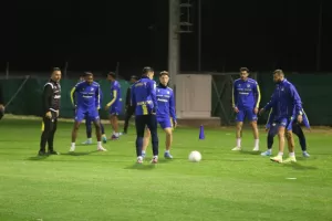 Έτοιμος (με 23) ο ΑΠΟΕΛ για το "αιώνιο" 