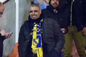 (Φωτορεπορτάζ) Ο κόσμος στο Μακάρειο