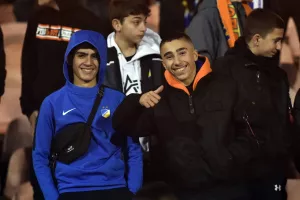 (Φωτορεπορτάζ) Ο κόσμος στο Μακάρειο