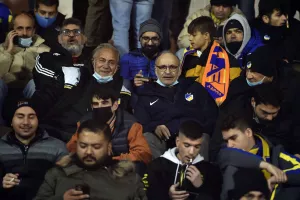 (Φωτορεπορτάζ) Ο κόσμος στο Μακάρειο