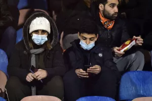 (Φωτορεπορτάζ) Ο κόσμος στο Μακάρειο