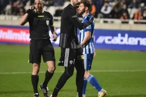 ΑΠΟΕΛ - Ανόρθωση: Λάζαρος και Χρυσοστόμου την εκτόξευσαν 2η! (φώτος)