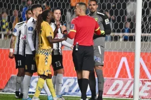 ΑΠΟΕΛ - ΑΕΚ: Την κέρδισε και την… έπιασε στην 2η θέση! (Φώτος)