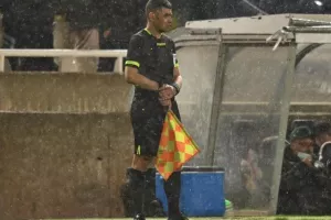 Ομόνοια - ΑΠΟΕΛ: Γαλαζοκίτρινο το... απίθανο "αιώνιο"!! (φώτος)