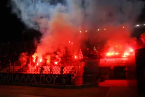 Κάηκε... το "Στέλιος Κυριακίδης" (βίντεο/φώτος)