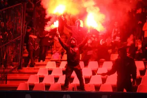 Κάηκε... το "Στέλιος Κυριακίδης" (βίντεο/φώτος)