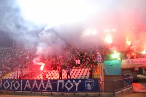 Κάηκε... το "Στέλιος Κυριακίδης" (βίντεο/φώτος)