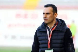 Νέα Σαλαμίνα - Ακρίτας: Πήρε το ντέρμπι, έβαψε κόκκινη την κορυφή! 