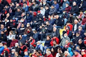 Νέα Σαλαμίνα - Ακρίτας: Πήρε το ντέρμπι, έβαψε κόκκινη την κορυφή! 