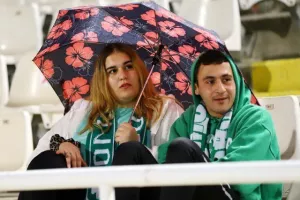 (ΦΩΤΟΣ Ομόνοια - ΑΠΟΕΛ) Ο κόσμος στο ΓΣΠ