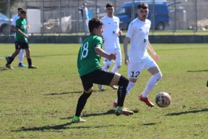 Κ19 Ολυμπιακός - Εθνικός Άχνας (Φωτορεπορτάζ)