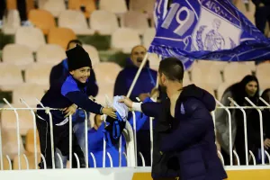 Απόλλων: Οι παίκτες "ένα" με τον κόσμο! 