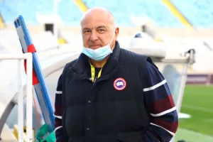 Ο Καραπατάκης...
