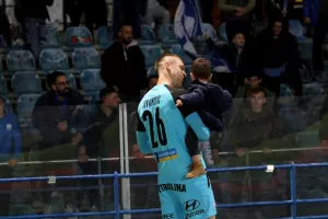 Αποθεώνει Γιοβάνοβιτς με: "What a keeper 🤩"