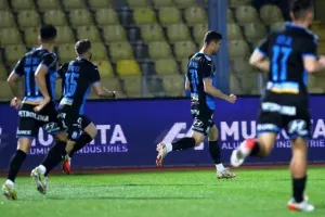 Απόλλων-Ανόρθωση: "Έσπασαν" καρδιές, ήρωας Γιοβάνοβιτς! (φώτος)
