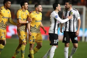 ΑΠΟΕΛ - ΑΕΚ: Την κέρδισε και την… έπιασε στην 2η θέση! (Φώτος)