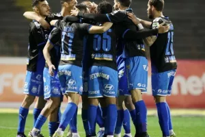ΠΑΕΕΚ-Απόλλων: Ο Ντιγκινί έσωσε τον βαθμό στις καθυστερήσεις! (φώτος)