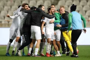 Ολυμπιακός - ΠΑΕΕΚ: Ανάσανε μετά από 95 μέρες! (φώτος)
