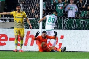 Ομόνοια - ΑΠΟΕΛ: Γαλαζοκίτρινο το... απίθανο "αιώνιο"!! (φώτος)