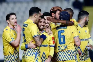 Ολυμπιακός - ΑΠΟΕΛ: Έριξε τεσσάρα, είναι στους "οχτώ" (φώτος)