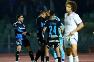 Απόλλων-Ανόρθωση: "Έσπασαν" καρδιές, ήρωας Γιοβάνοβιτς! (φώτος)