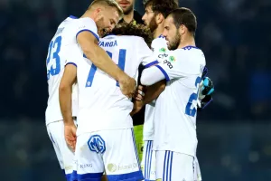 Απαρηγόρητος ο Ουάρντα, τον σήκωσαν οι συμπαίκτες του (φώτος)