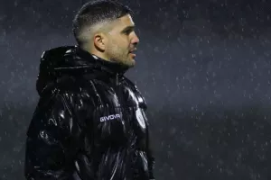 ΠΑΕΕΚ - ΑΠΟΕΛ: Χαλάζι, απουσίες, διπλό! (φώτος)