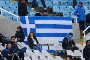 (Φωτορεπορτάζ) Ο κόσμος στο ΑΠΟΕΛ-Ανόρθωση