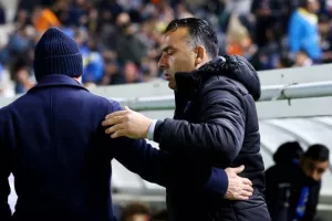 ΑΠΟΕΛ - Ανόρθωση: Λάζαρος και Χρυσοστόμου την εκτόξευσαν 2η! (φώτος)