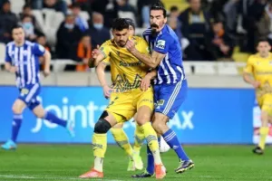 ΑΠΟΕΛ - Ανόρθωση: Λάζαρος και Χρυσοστόμου την εκτόξευσαν 2η! (φώτος)