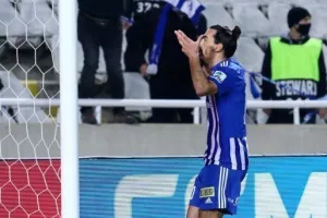 ΑΠΟΕΛ - Ανόρθωση: Λάζαρος και Χρυσοστόμου την εκτόξευσαν 2η! (φώτος)