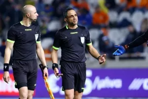 ΑΠΟΕΛ - Ανόρθωση: Λάζαρος και Χρυσοστόμου την εκτόξευσαν 2η! (φώτος)