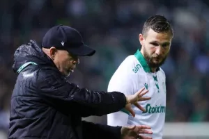 Ομόνοια - ΑΠΟΕΛ: Γαλαζοκίτρινο το... απίθανο "αιώνιο"!! (φώτος)