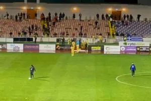 Παίκτες ΑΠΟΕΛ/ Ανταπόδοση και οι φανέλες στον κόσμο! (Βίντεο)