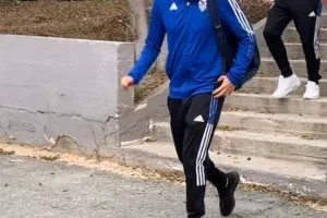 Η άφιξη της Ανόρθωσης (Φώτος)
