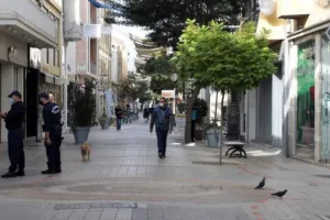 Μείωση καραντίνας, αλλαγή στο 24ωρο τεστ & άλλες εκκρεμότητες