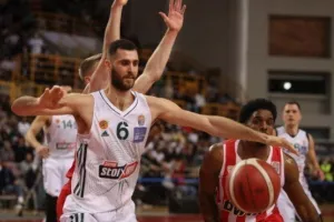 «Πικραθήκαμε αλλά πεισμώσαμε για το πρωτάθλημα, το θέλουμε 200%»