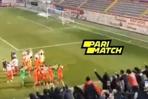 'Έστησαν πάρτι μπροστά στον κόσμο τους! (βίντεο)