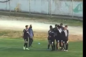 Χαρούμενος ο Βινίσιους για το πρώτο (βίντεο)