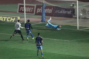 ΦΩΤΟΣ/Καρέ-καρέ το 2-1 της ΠΑΕΕΚ