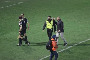 Διαμαρτυρίες του Μίλανιτς στον Φωτίου με τη λήξη (φώτος)