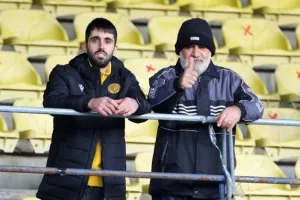 Απόλλων-ΑΕΛ: Ο κόσμος στο Τσίρειο (φώτος)