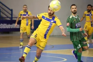 Μεγάλη νίκη της Ομόνοιας απέναντι στο αποδεκατισμένο ΑΠΟΕΛ (φώτος)