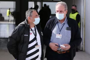 Δόξα-ΠΑΕΕΚ: Η μία ξεφεύγει, η άλλη βυθίζεται… (φώτος)