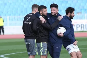 Δόξα-ΠΑΕΕΚ: Η μία ξεφεύγει, η άλλη βυθίζεται… (φώτος)