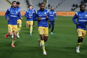 ΑΠΟΕΛ - ΑΕΚ: Την κέρδισε και την… έπιασε στην 2η θέση! (Φώτος)