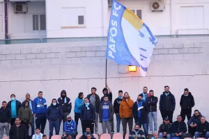 Πάφος/εξάδα;