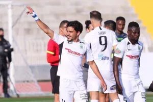 Δόξα-ΠΑΕΕΚ: Η μία ξεφεύγει, η άλλη βυθίζεται… (φώτος)