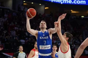 Αγραβάνης: «Δεν αγχωθήκαμε, ξέραμε ότι θα τα βάλουμε»